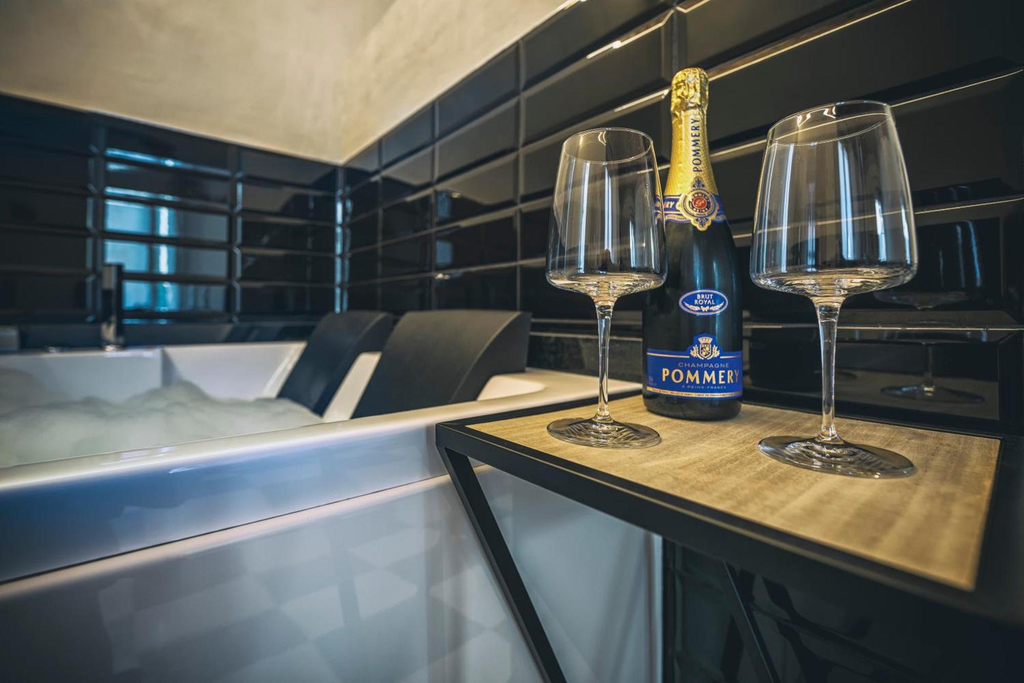Antica Dogana Hotel Sarzana Eksteriør billede